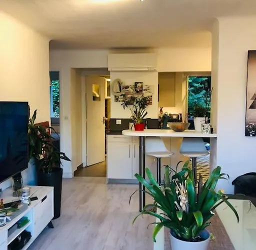 Apartment Bel - 50m2 A 7 Minutes Du Centre Au Calme *